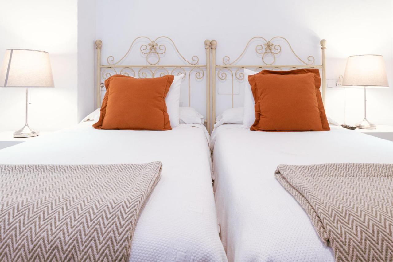Apartamento Con Encanto En Patio Sevillano Ngoại thất bức ảnh