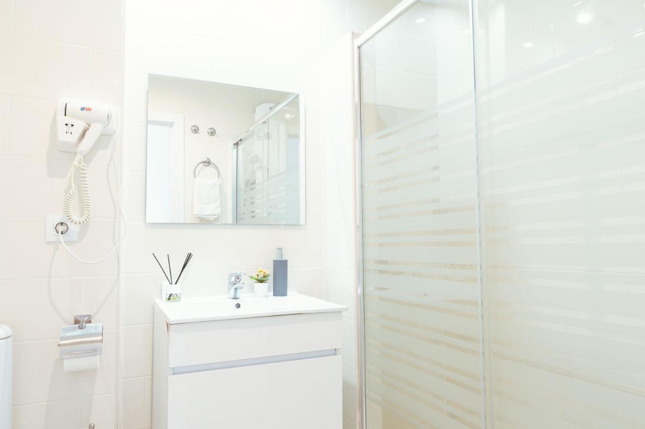 Apartamento Con Encanto En Patio Sevillano Ngoại thất bức ảnh